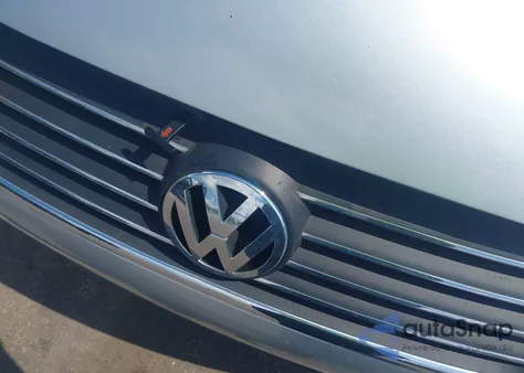 2004 Volkswagen Passat Glx from USA, damaged, VIN WVWRH63BX4P093381